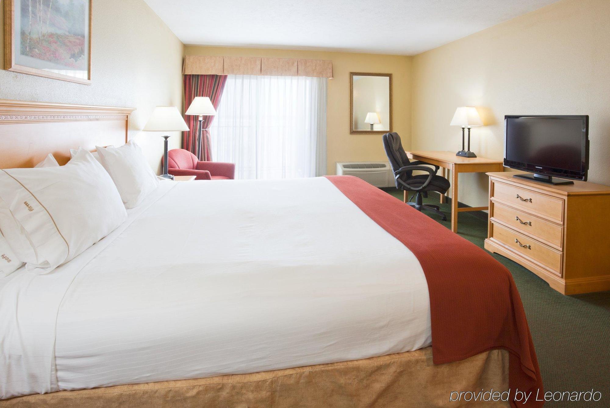 Holiday Inn Express Munising-Lakeview, An Ihg Hotel Chambre photo