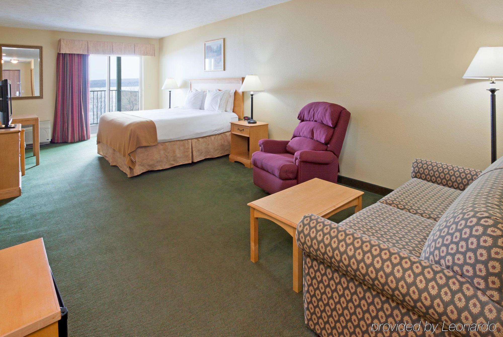 Holiday Inn Express Munising-Lakeview, An Ihg Hotel Chambre photo