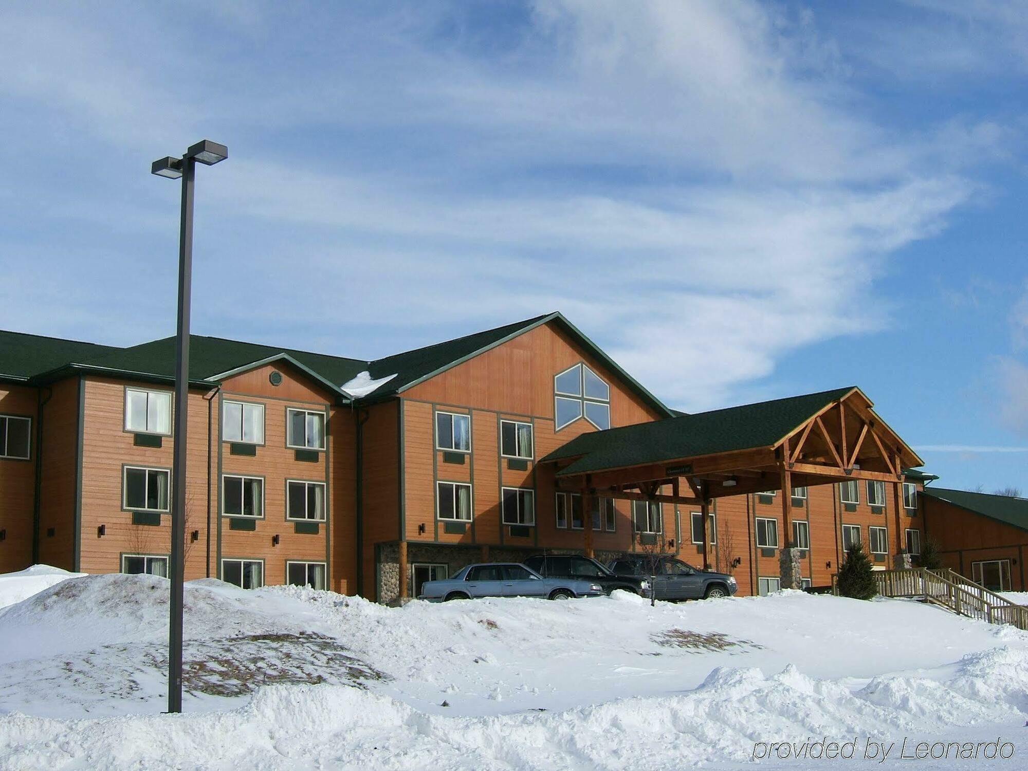 Holiday Inn Express Munising-Lakeview, An Ihg Hotel Extérieur photo